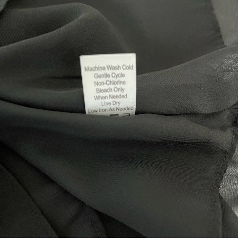 Coldwater Creek Black Tier Ruffle Sleeveless Blouse - Picture 10 of 12